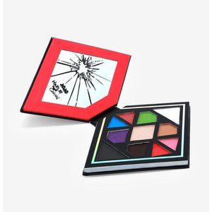 DC Comics Harley Quinn Eyeshadow & Highlighter Palette
